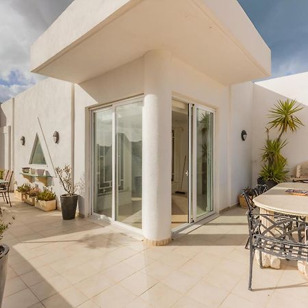 Apartamento Stunning - Seaview Penthouse 3-Bed + Parking Sliema Exterior foto